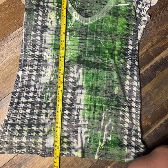 Green and white houndstooth print| Y2K Top | Grunge | Emo - Picture 5 of 6